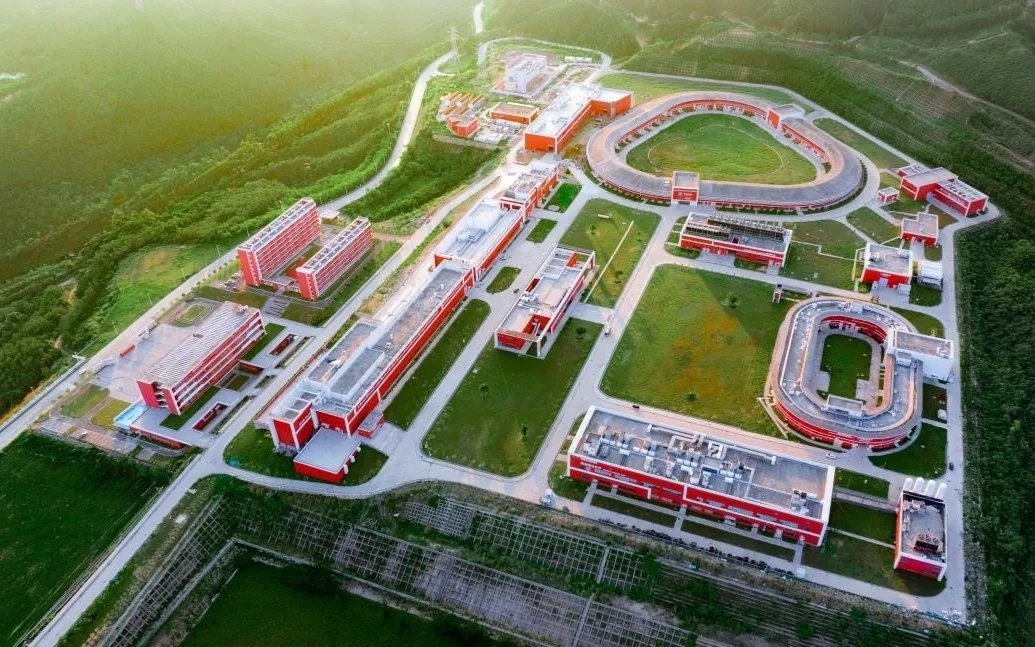 Китай запустил самый мощный в мире ускоритель тяжелых ионов
