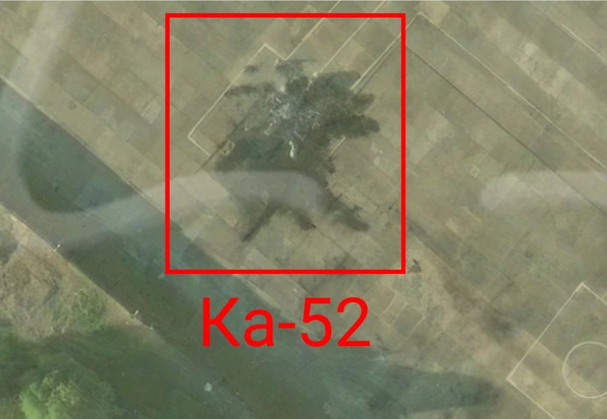 Украинский удар беспилотников уничтожил вертолёты Ка-52 и Ми-28 в аэропорту Сочи