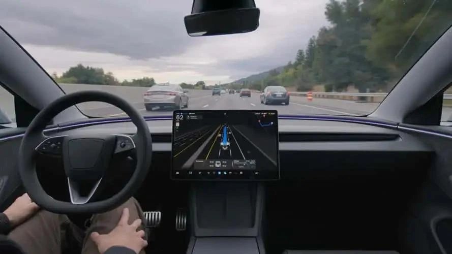 Конгрессмен просит NHTSA проверить Tesla FSD после 43 видео со спящими водителями