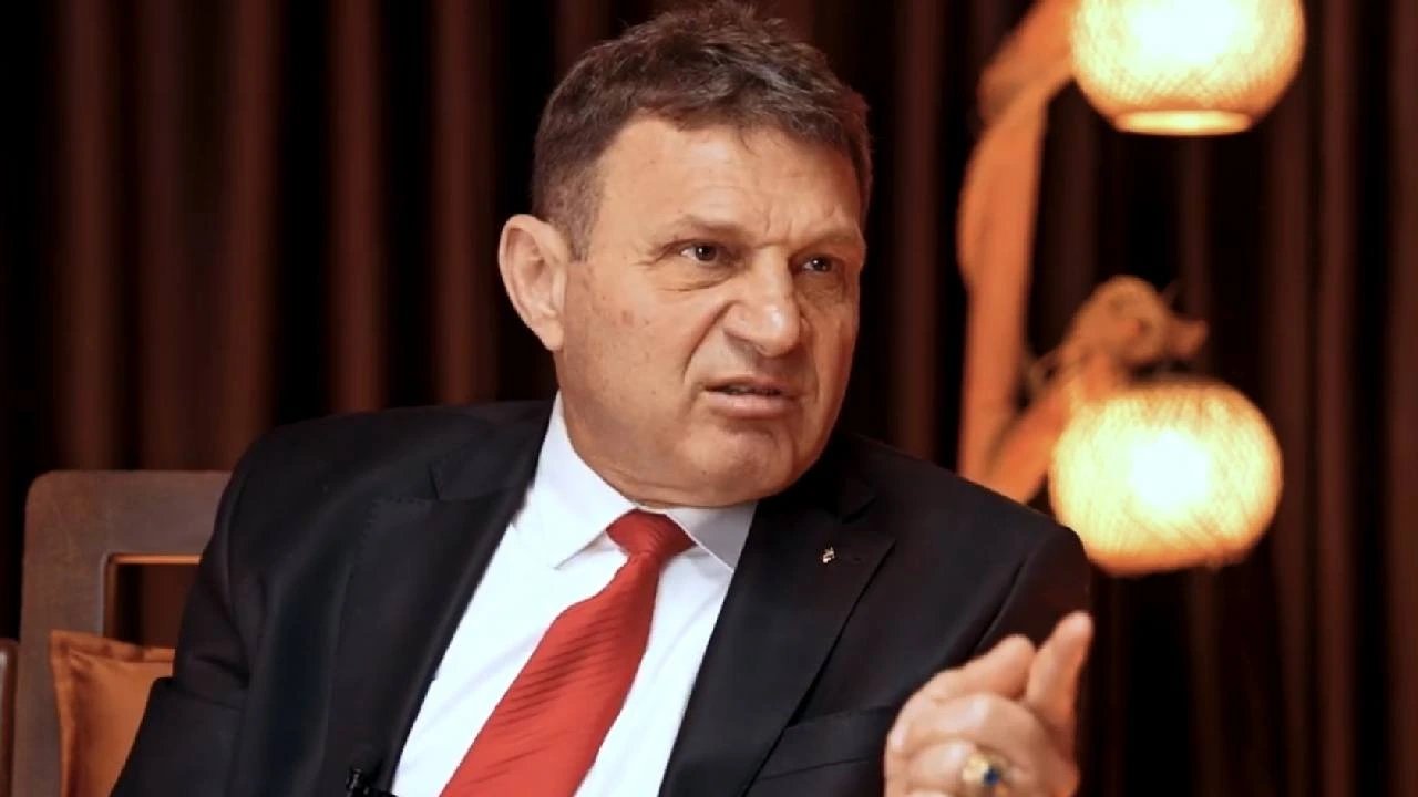 Прокуратура Бакыркёя начала расследование в отношении отставного адмирала Тюркера Эртюрка