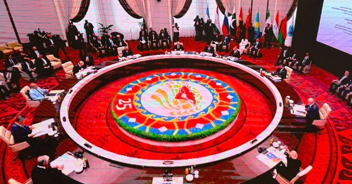 Президент Кыргызстана Жапаров открыл саммит ШОС в Бишкеке