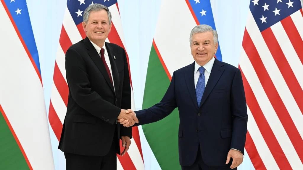 Мирзиёев принял сенатора США Дэйнса для укрепления стратегического партнёрства