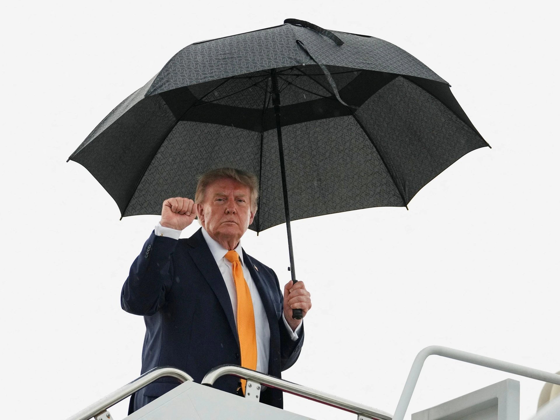 Трамп угрожает нанести удар по иранской горе Пикакс «очень скоро»