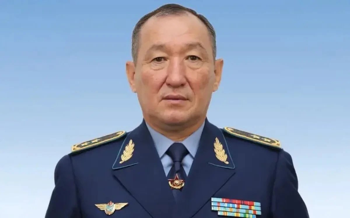 Токаев переназначил Даурена Косанова министром обороны Казахстана