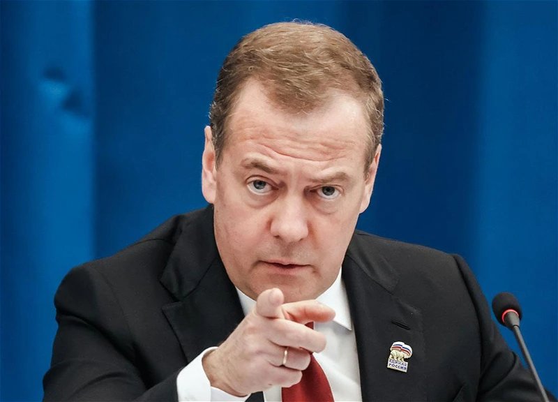 Медведев: Литва исчезнет с карты мира при конфликте с Россией