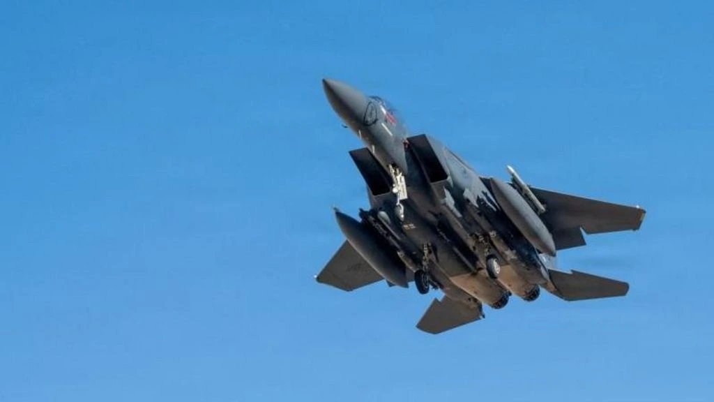 Американский лётчик рассказал о свободном падении после сбития F-15E над Ираном